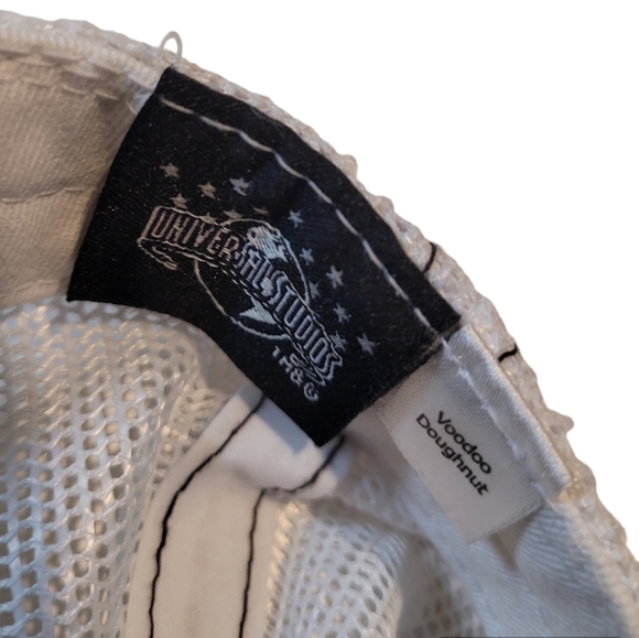 VooDoo Donuts Universal Studios Trucker Hat OS - Picture 6 of 6